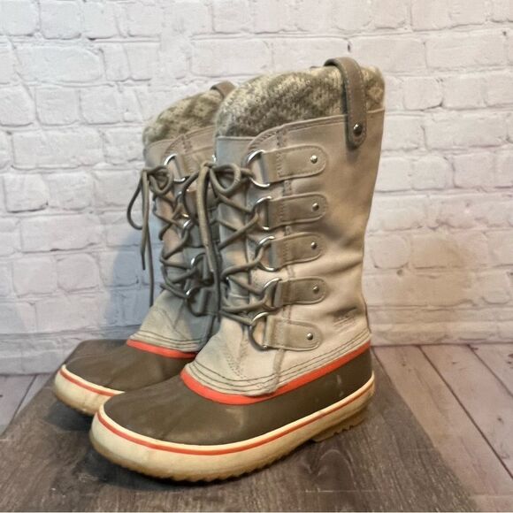 Sorel Joan of Arctic Boots size 8 - Picture 1 of 9